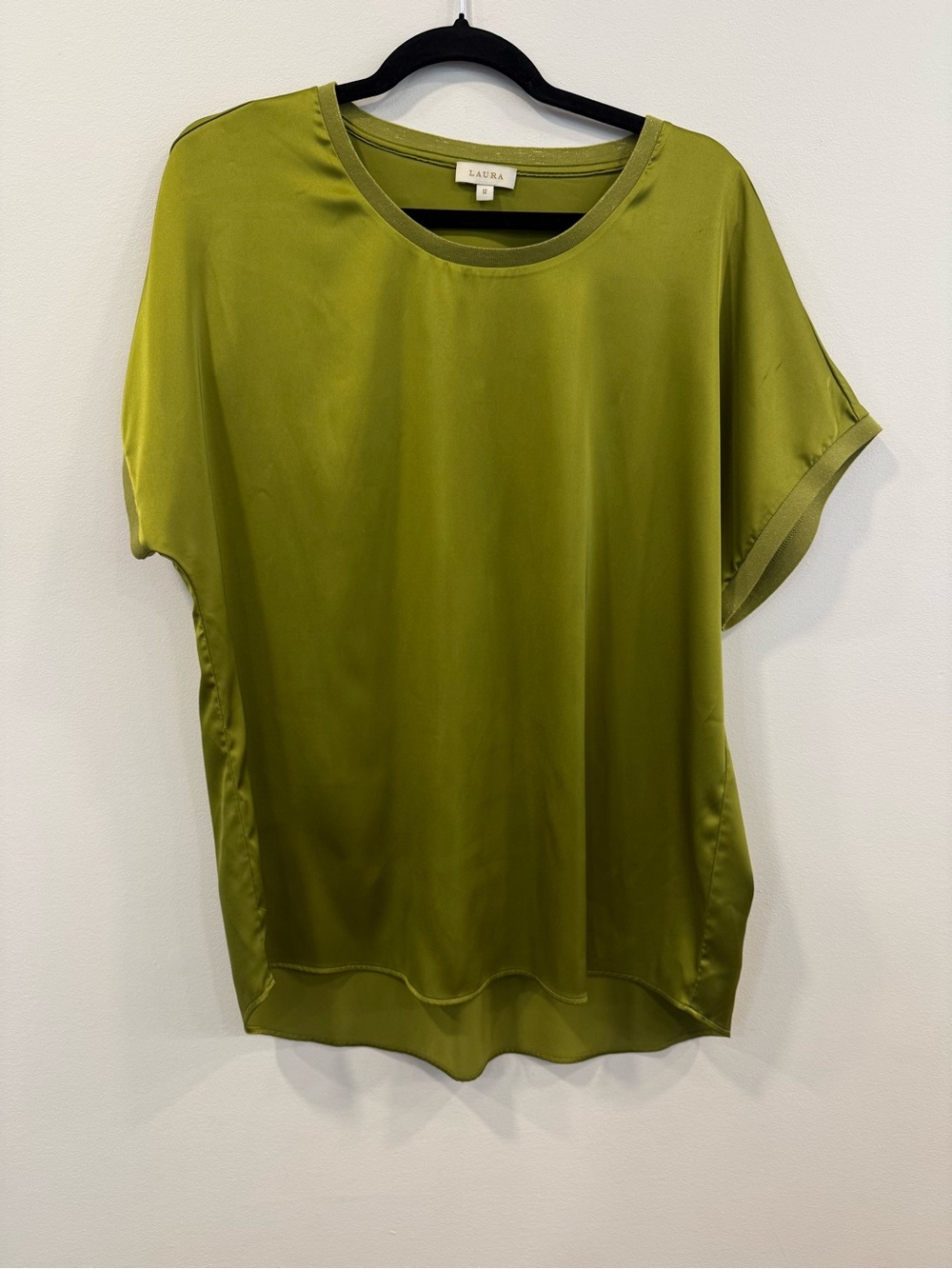 LAURA Olive Satin Short Sleeve Blouse